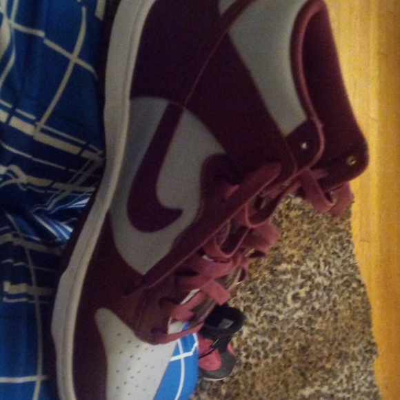 Shoes - Picture 3 of 5